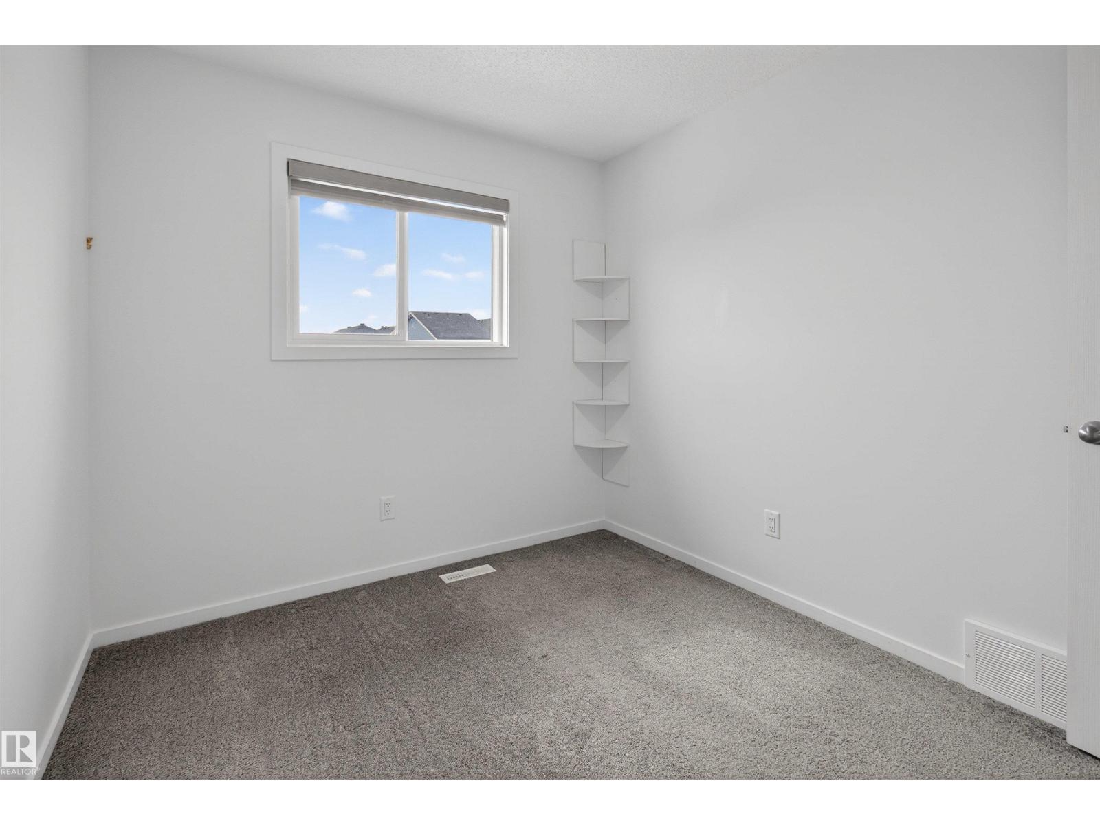 1265 ROSENTHAL BV NW, Edmonton