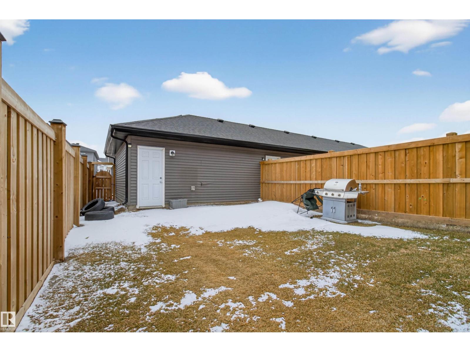 1265 ROSENTHAL BV NW, Edmonton