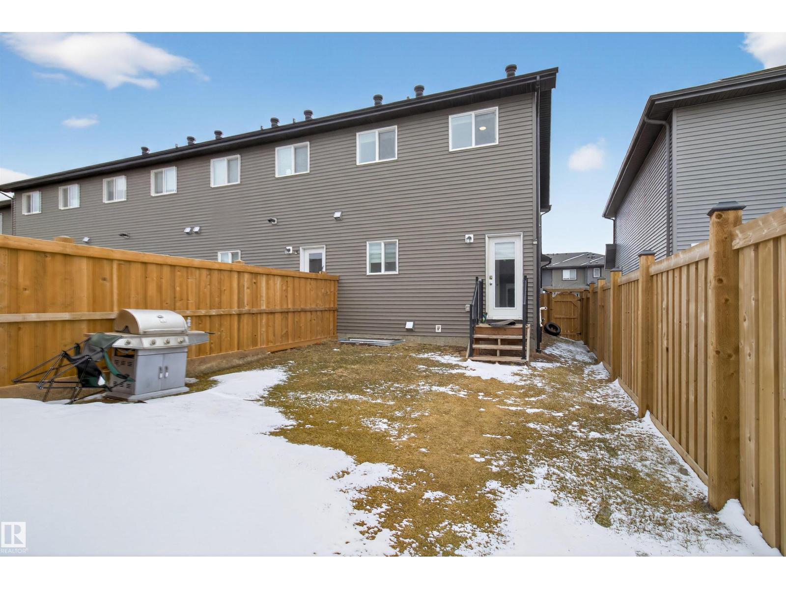 1265 ROSENTHAL BV NW, Edmonton