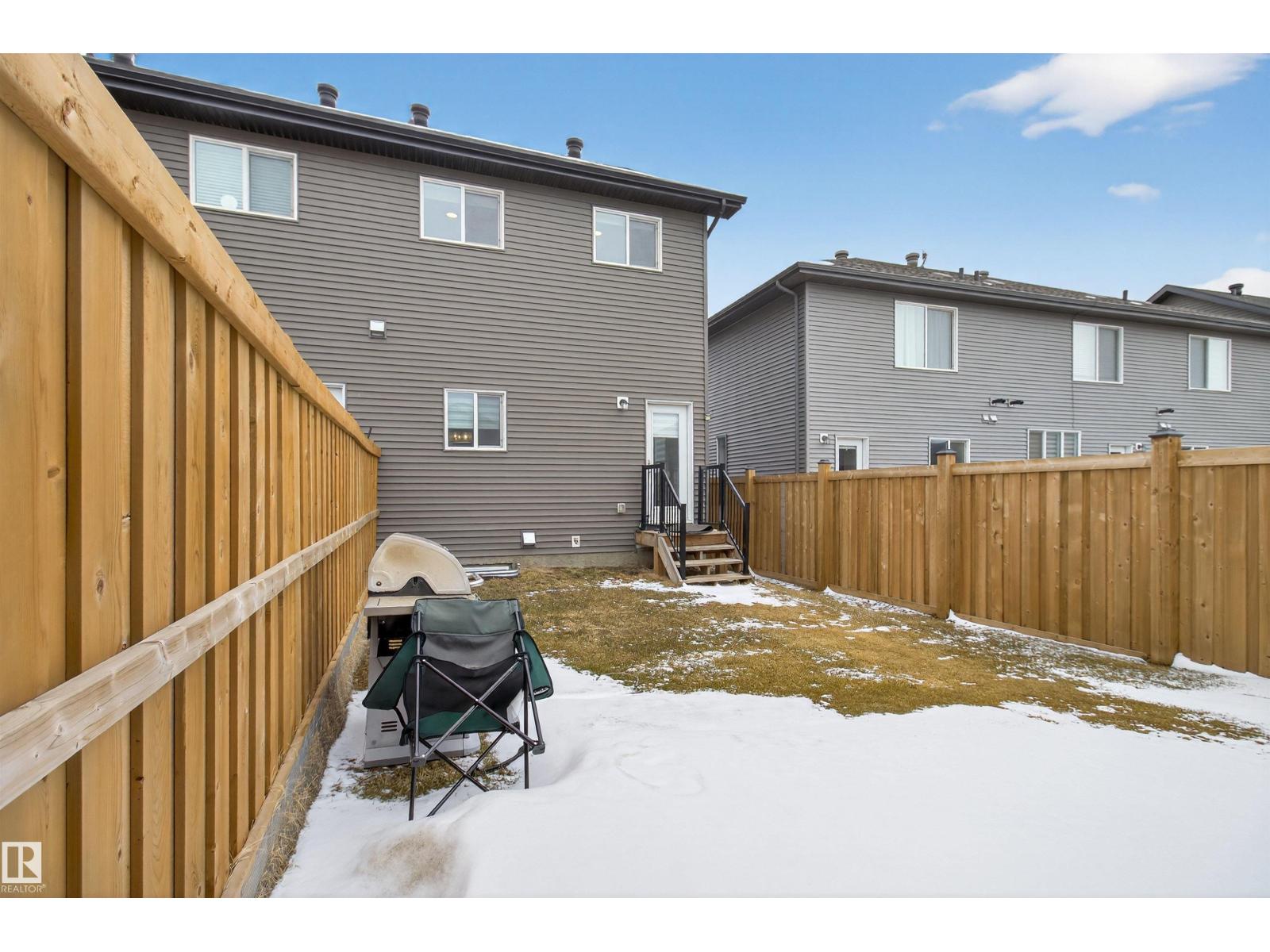 1265 ROSENTHAL BV NW, Edmonton