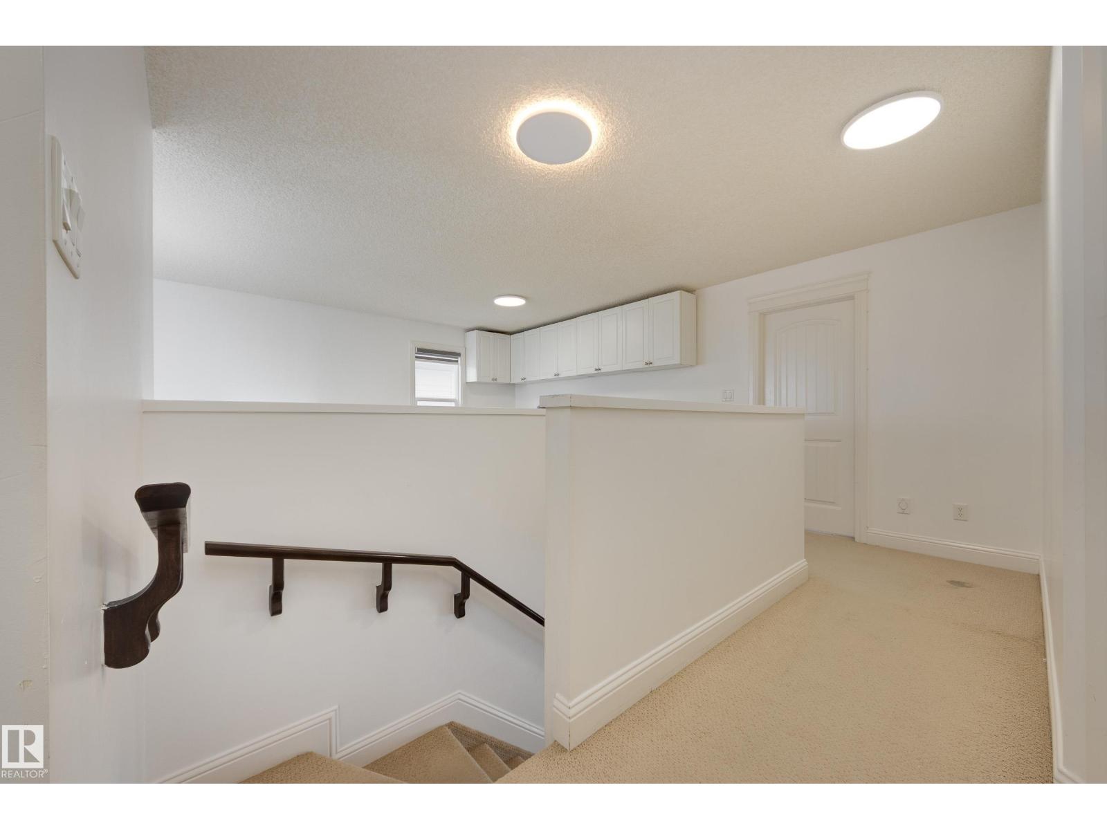 6131 10 AV SW, Edmonton