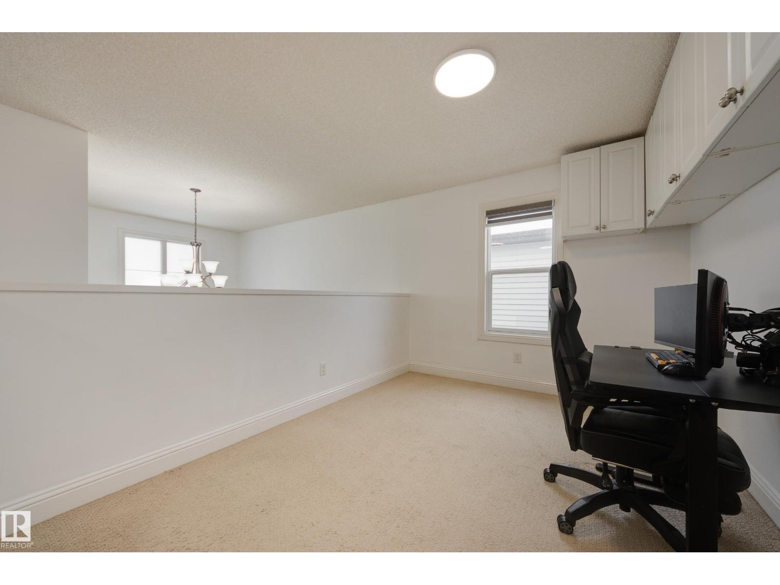 6131 10 AV SW, Edmonton