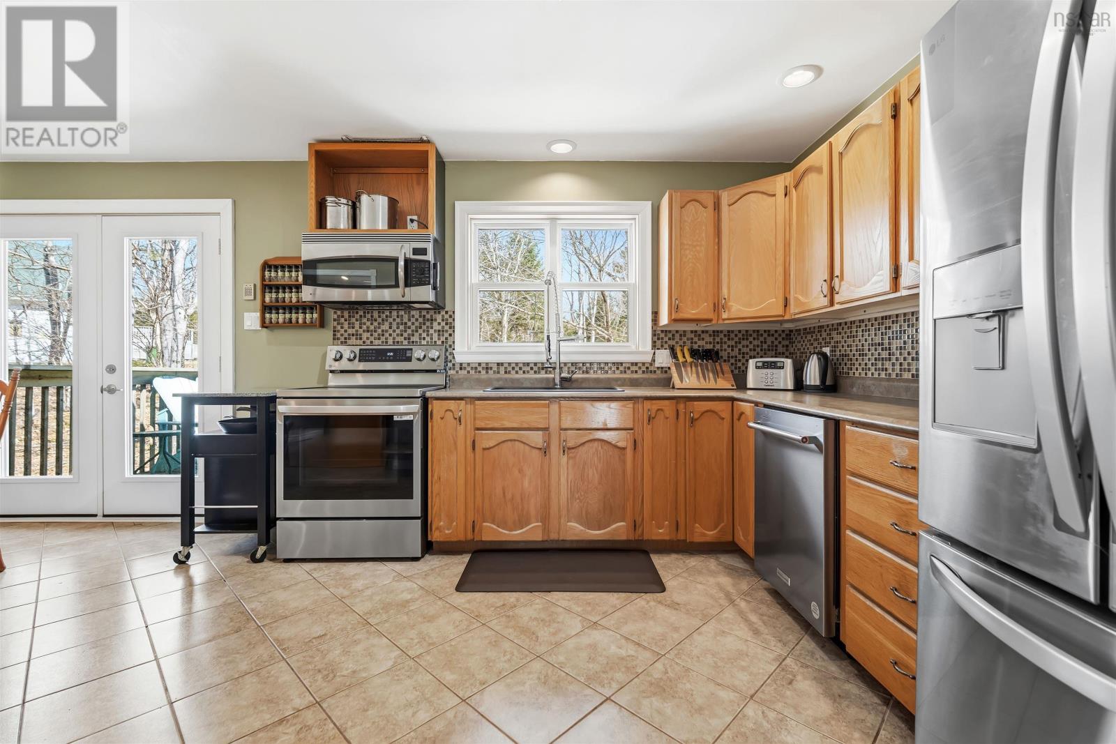 Property 34 of 46 of 100 Tamarack Drive