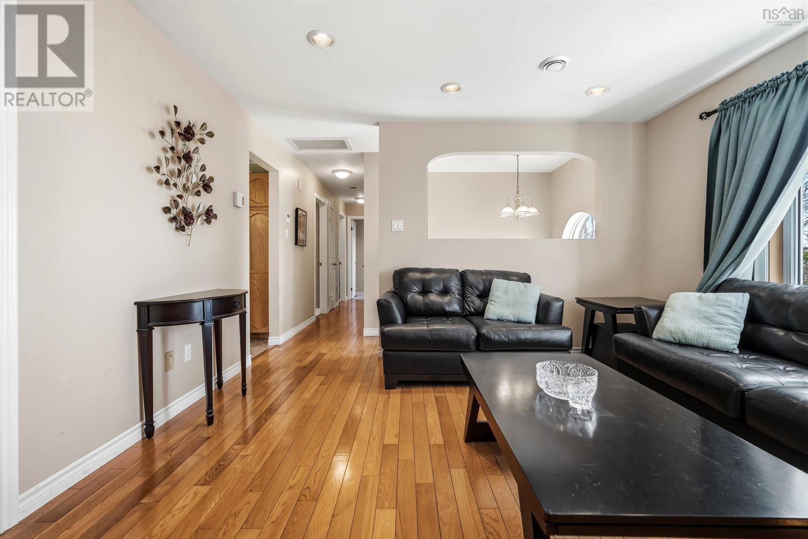 Property 25 of 46 of 100 Tamarack Drive