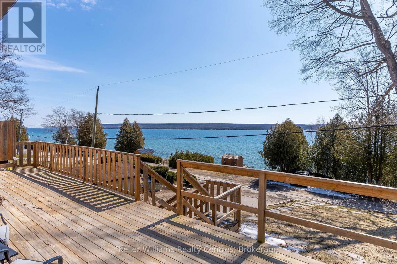 121 MALLORY BEACH ROAD — photo 34