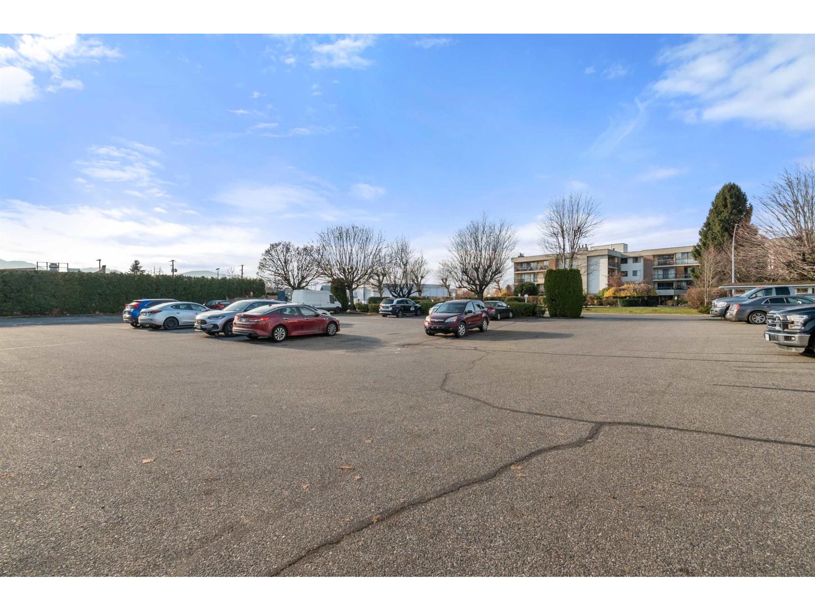 220 45669 MCINTOSH DRIVE, Chilliwack Proper South, Chilliwack