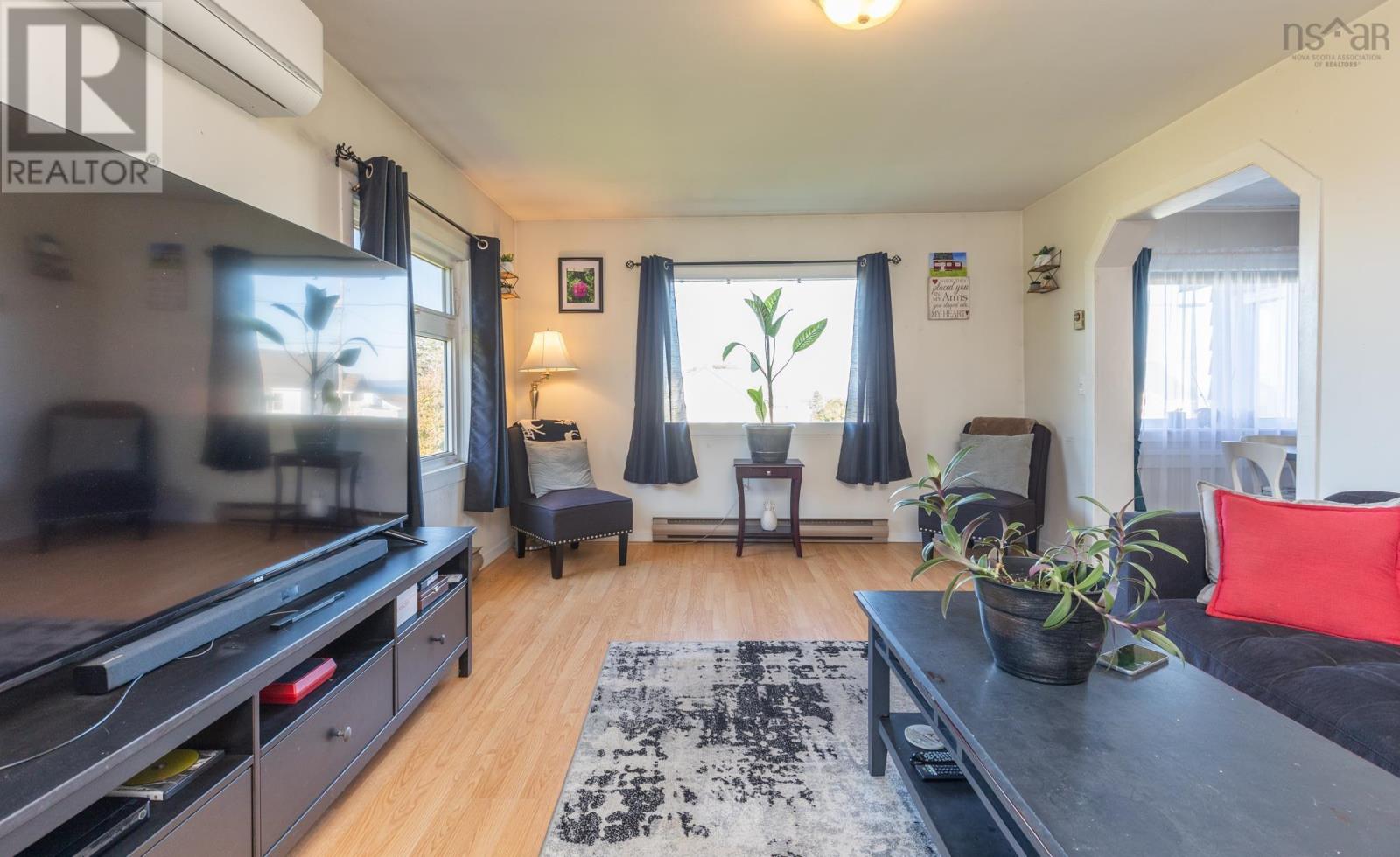 Property 7 of 41 of 2484 Highway 1