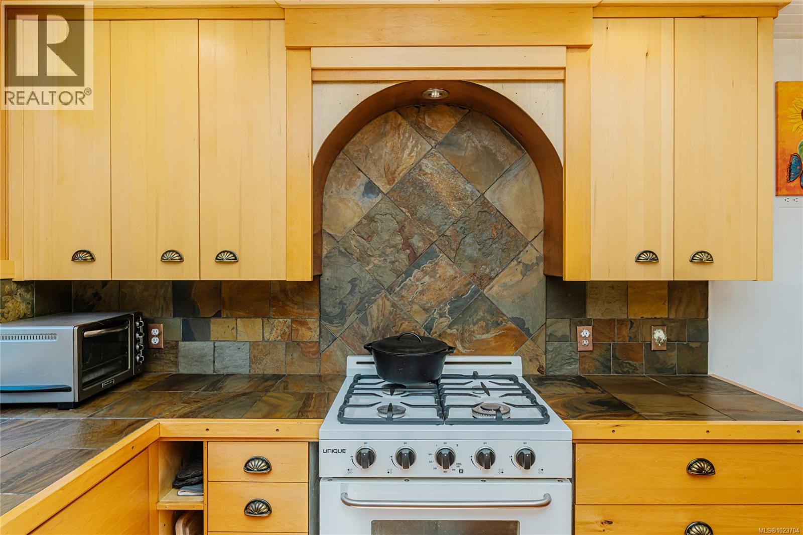 1252 Isabella Point Rd, Salt Spring