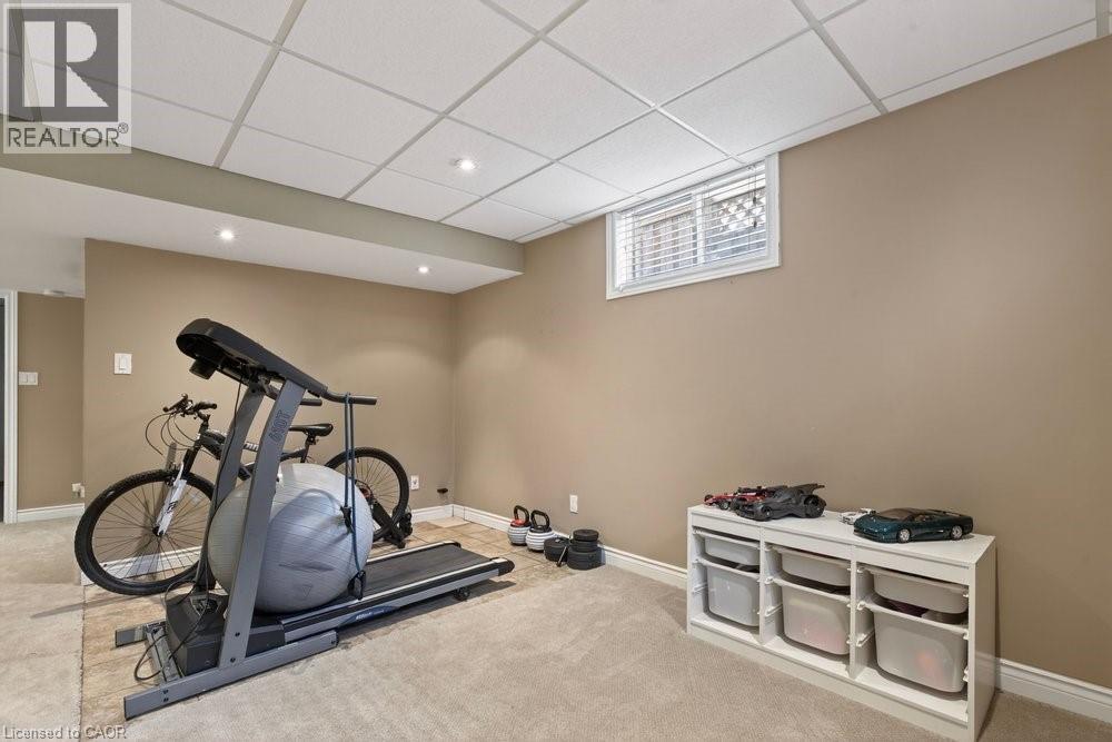 39 TRENHOLME Crescent - 30