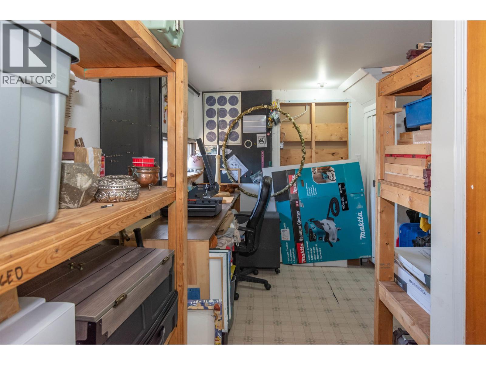 3883 3RD Avenue, Smithers