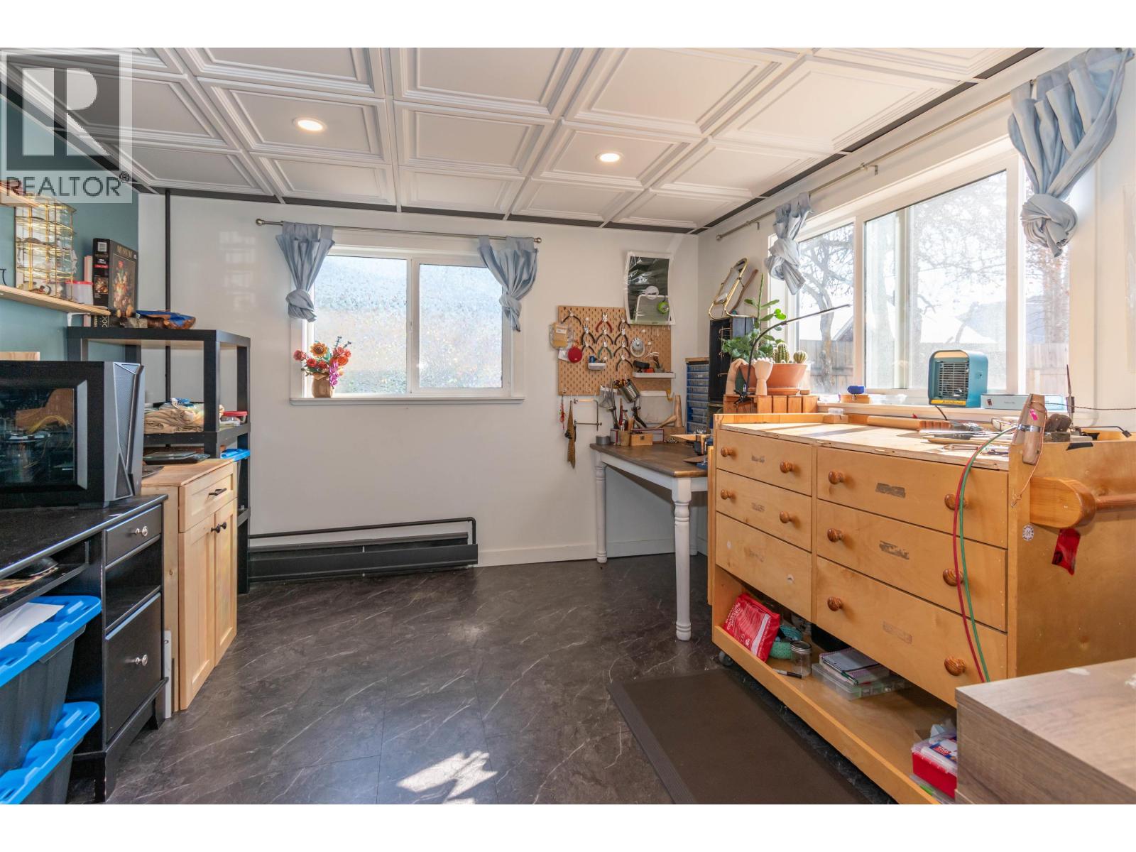 3883 3RD Avenue, Smithers