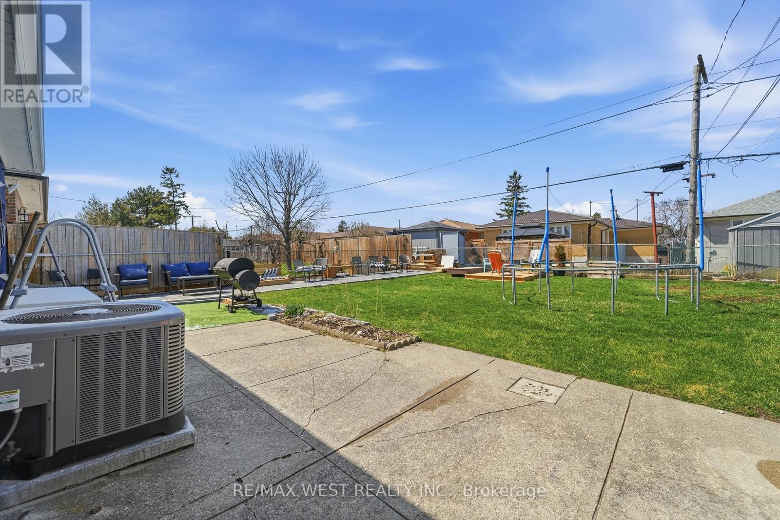 38 BRIDESBURG DRIVE - 29