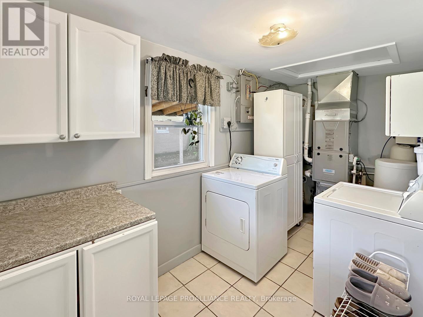 40 ASHLEY STREET — photo 20