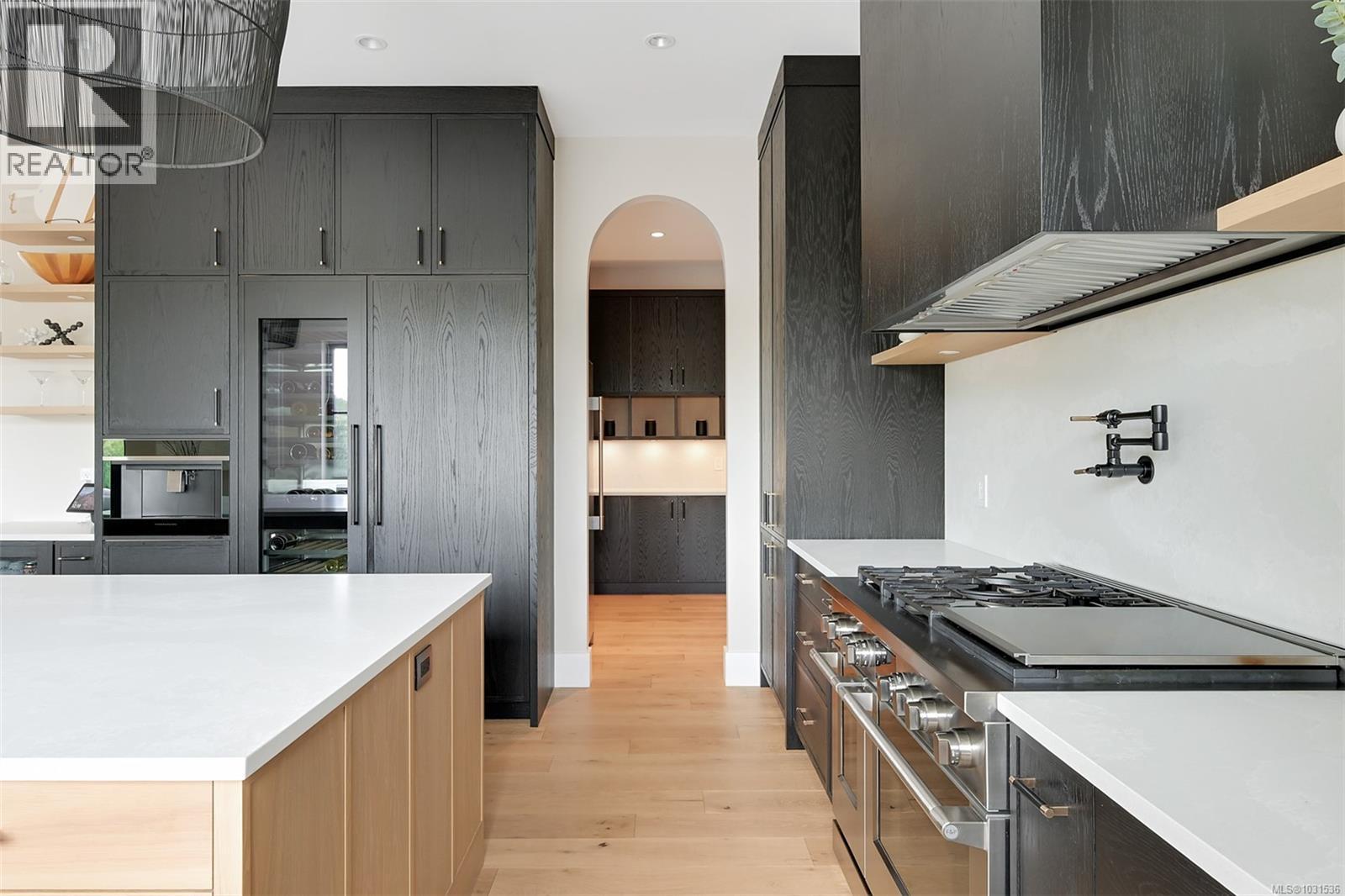 2042 PINEHURST TERR - 23