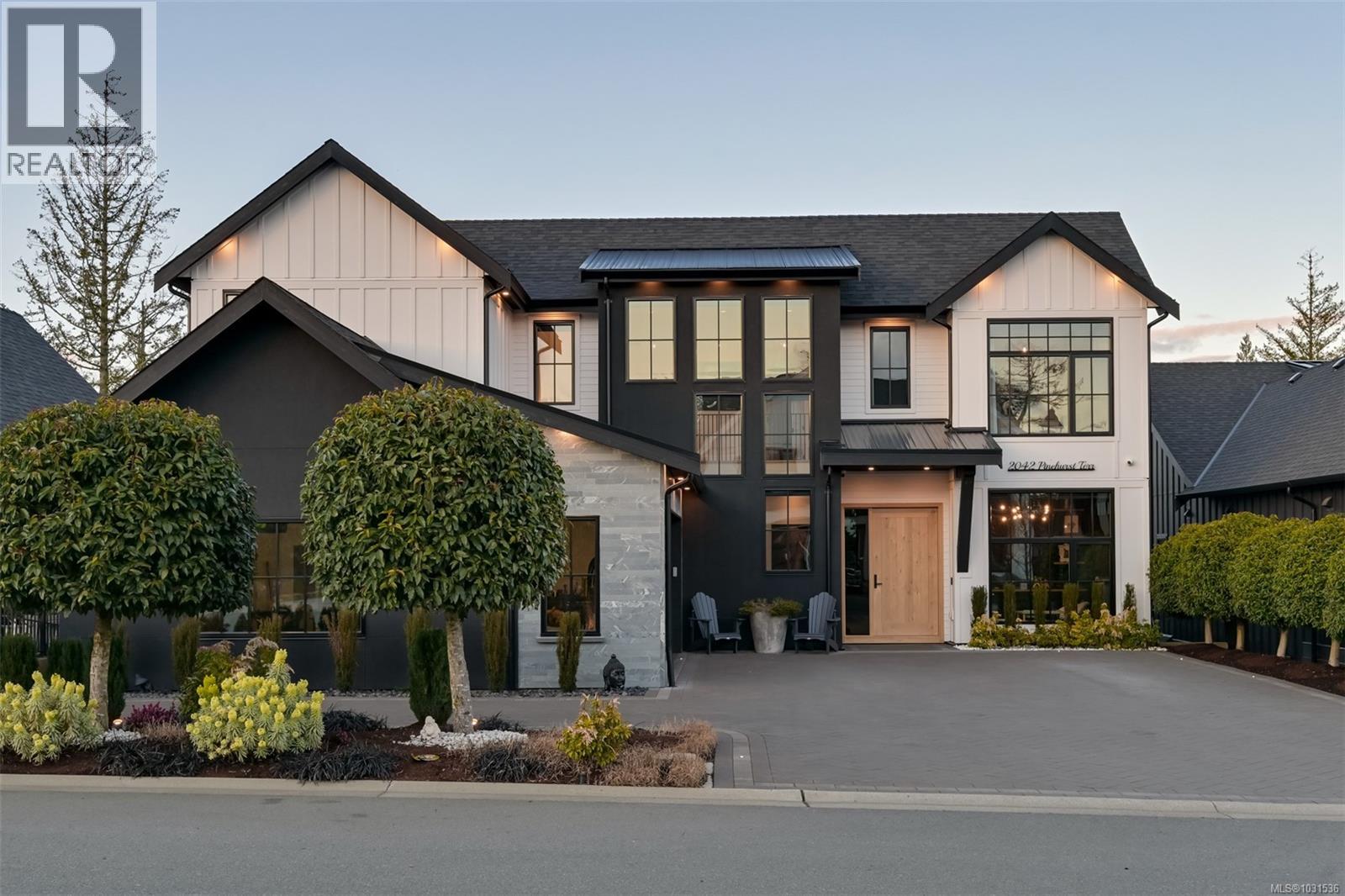 2042 PINEHURST TERR - 4