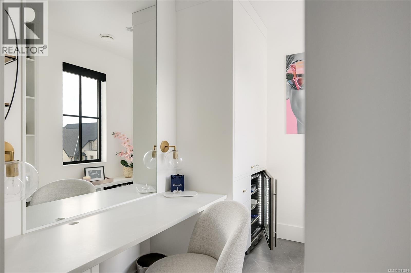 2042 PINEHURST TERR - 42