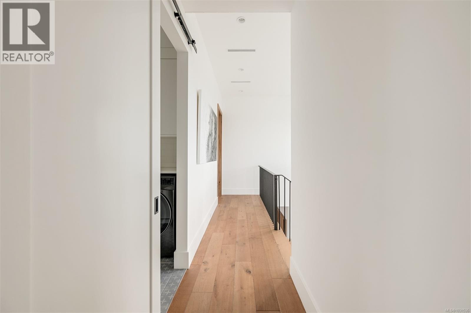 2042 PINEHURST TERR - 45