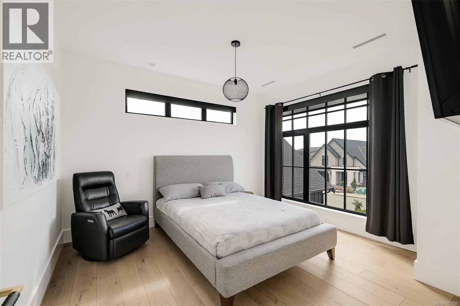 2042 PINEHURST TERR - 47