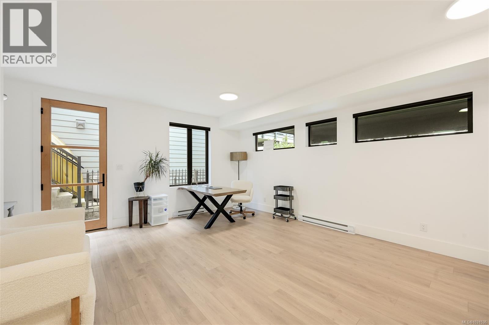 2042 PINEHURST TERR - 68