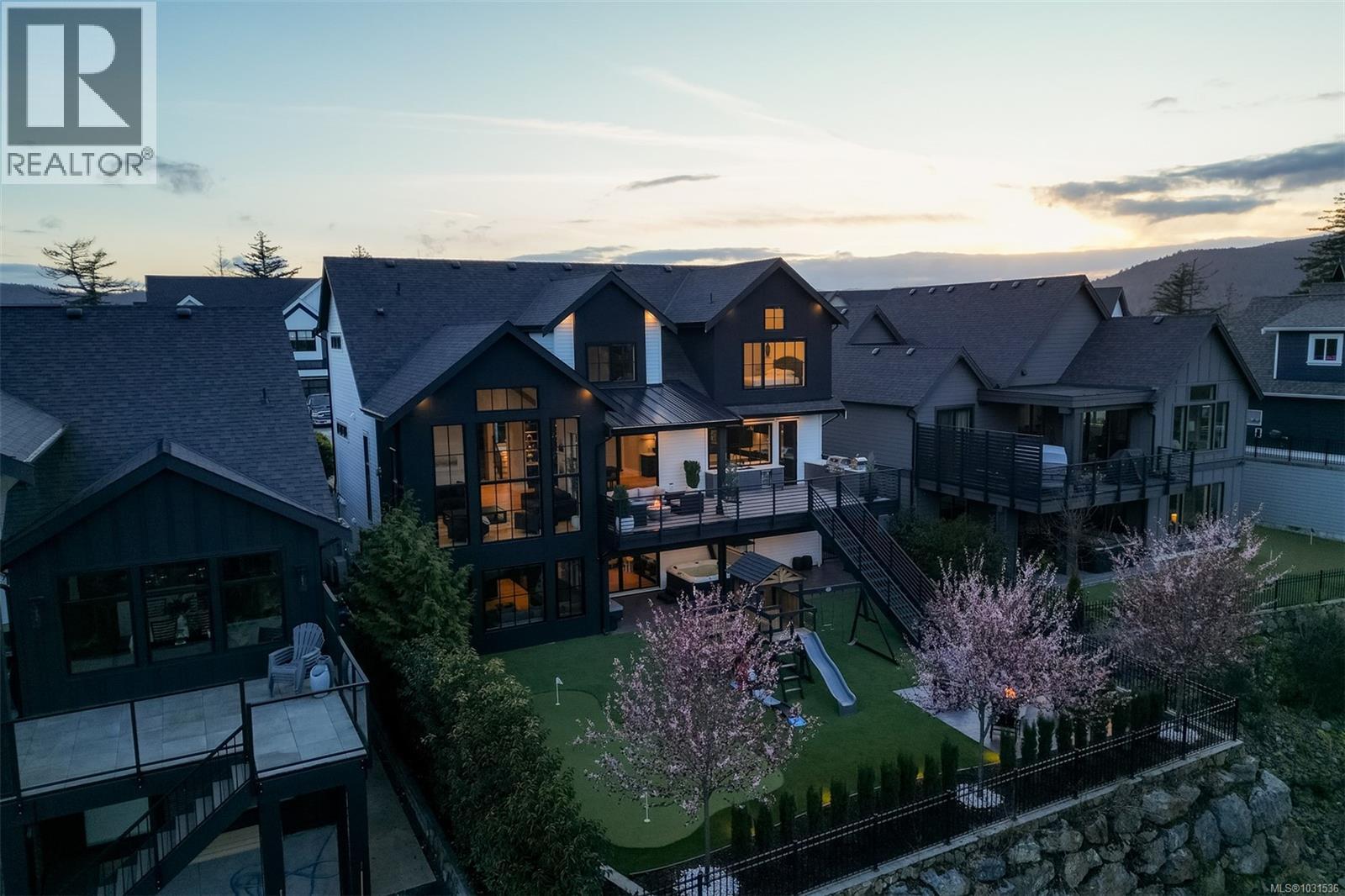 2042 PINEHURST TERR - 94