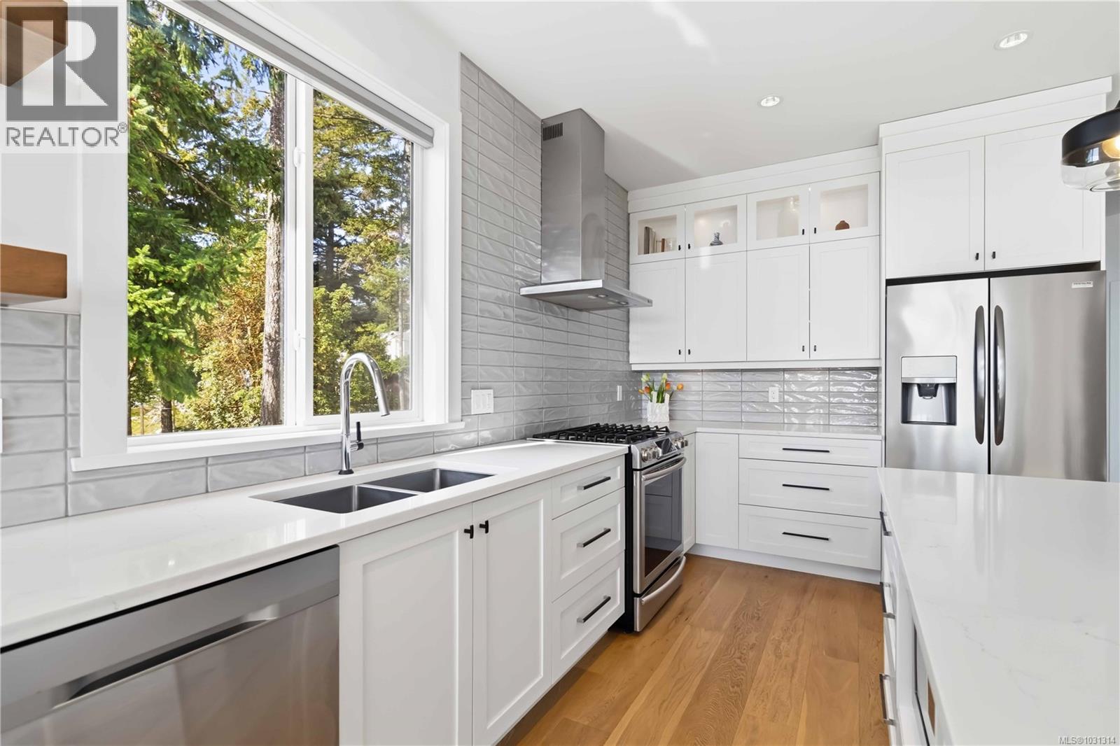 533 Gurunank Lane, Colwood