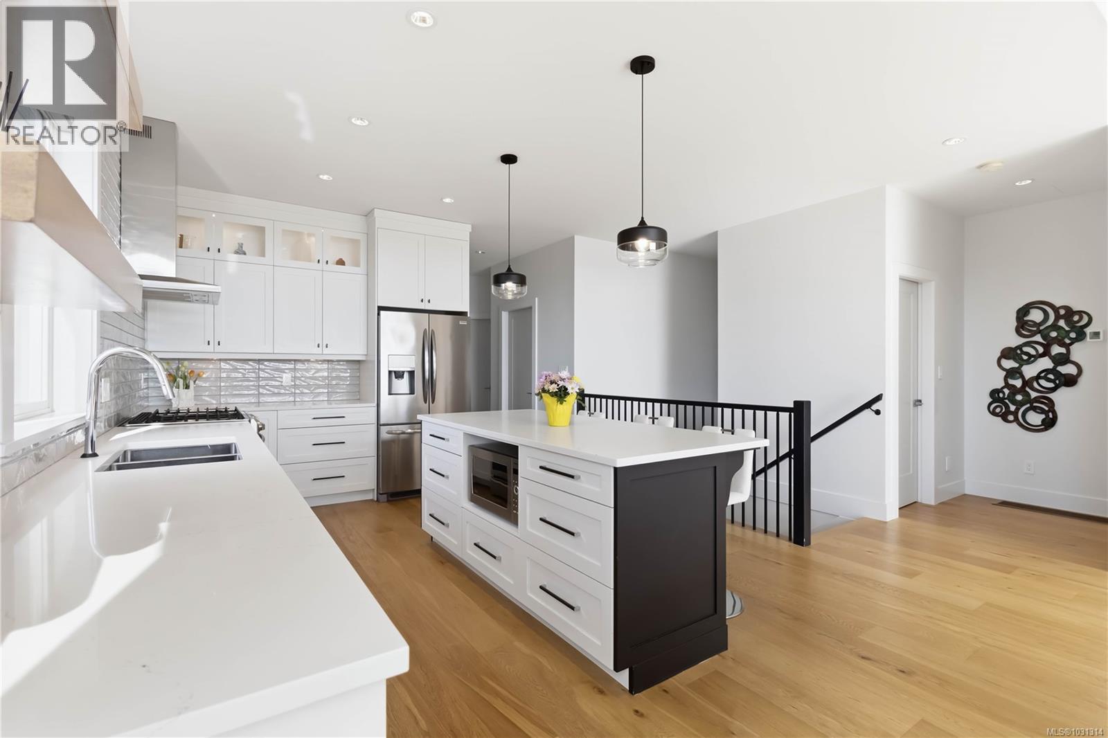 533 Gurunank Lane, Colwood