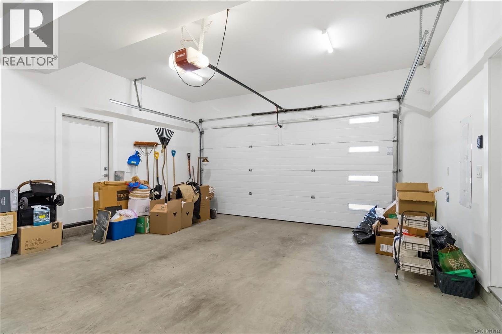 533 Gurunank Lane, Colwood