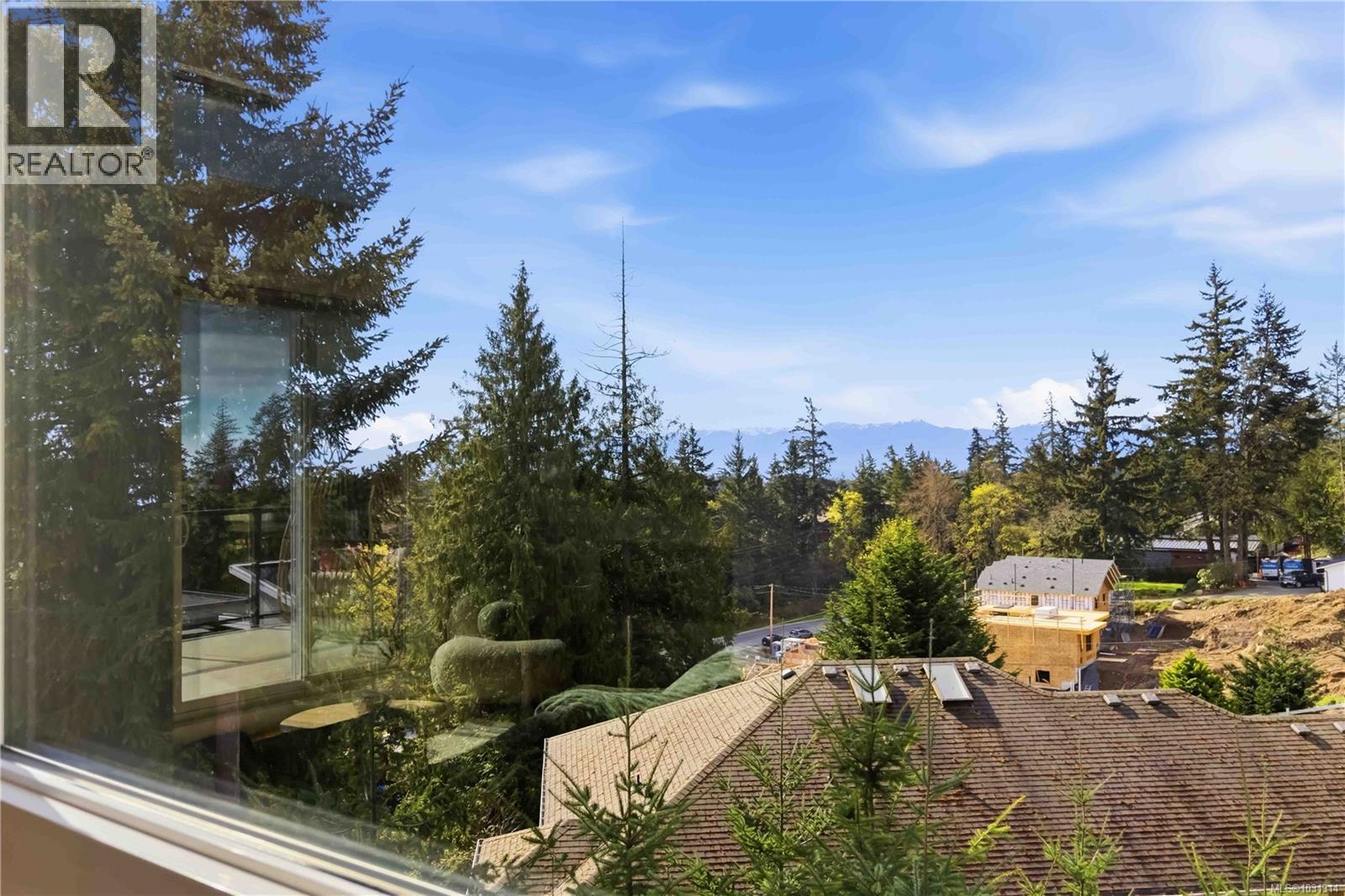 533 Gurunank Lane, Colwood
