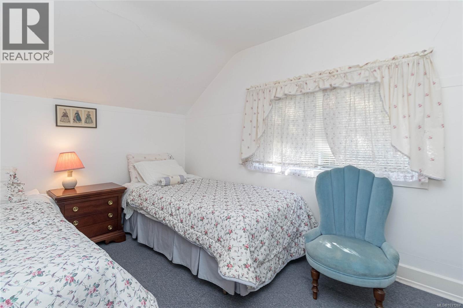 3777 Craigmillar Ave - 14