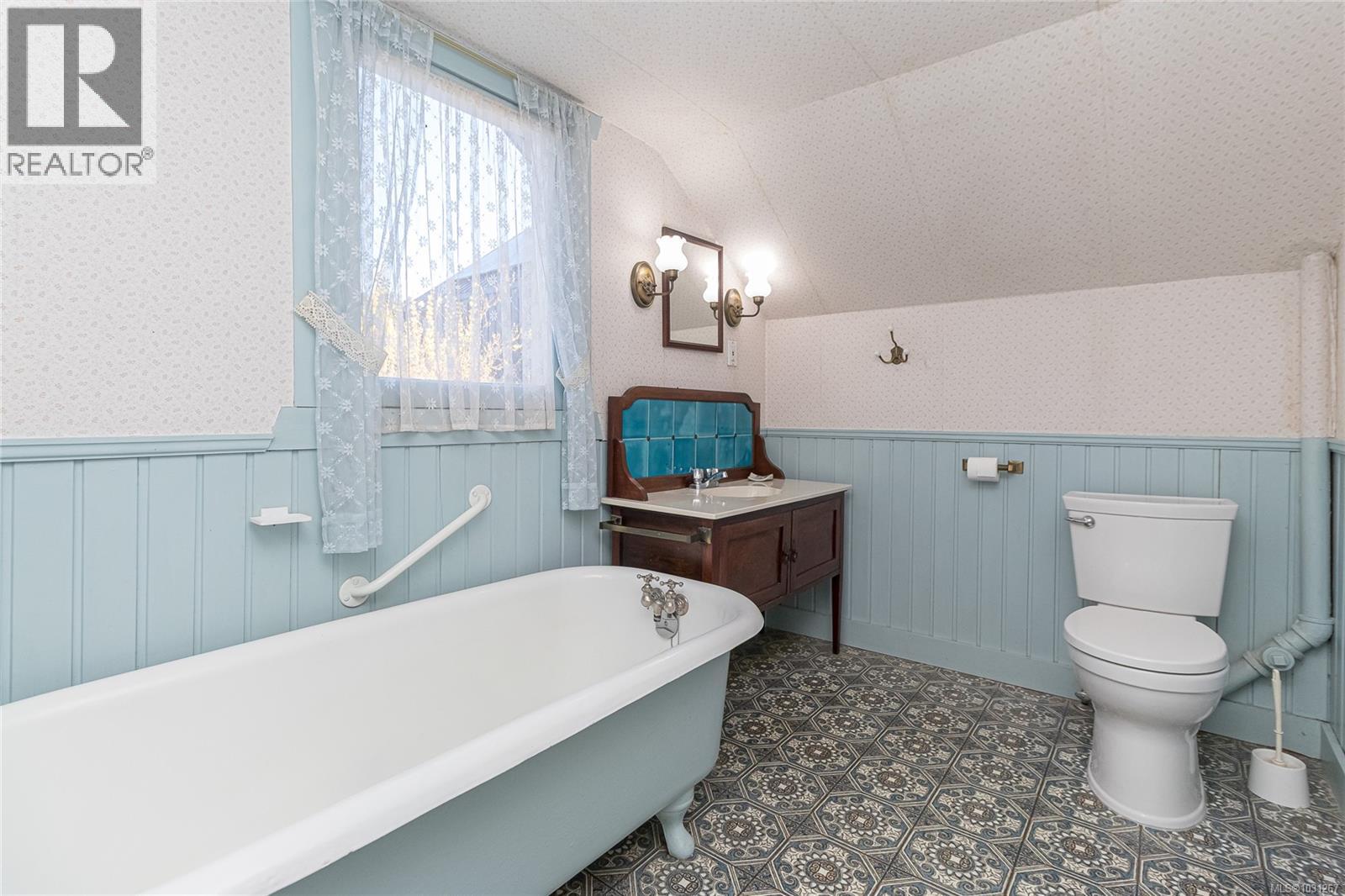 3777 CRAIGMILLAR AVE - 15