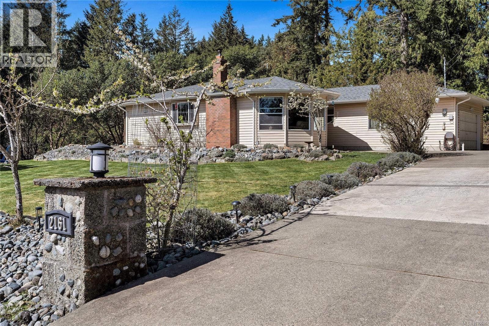 2161 McKean Rd, Shawnigan Lake