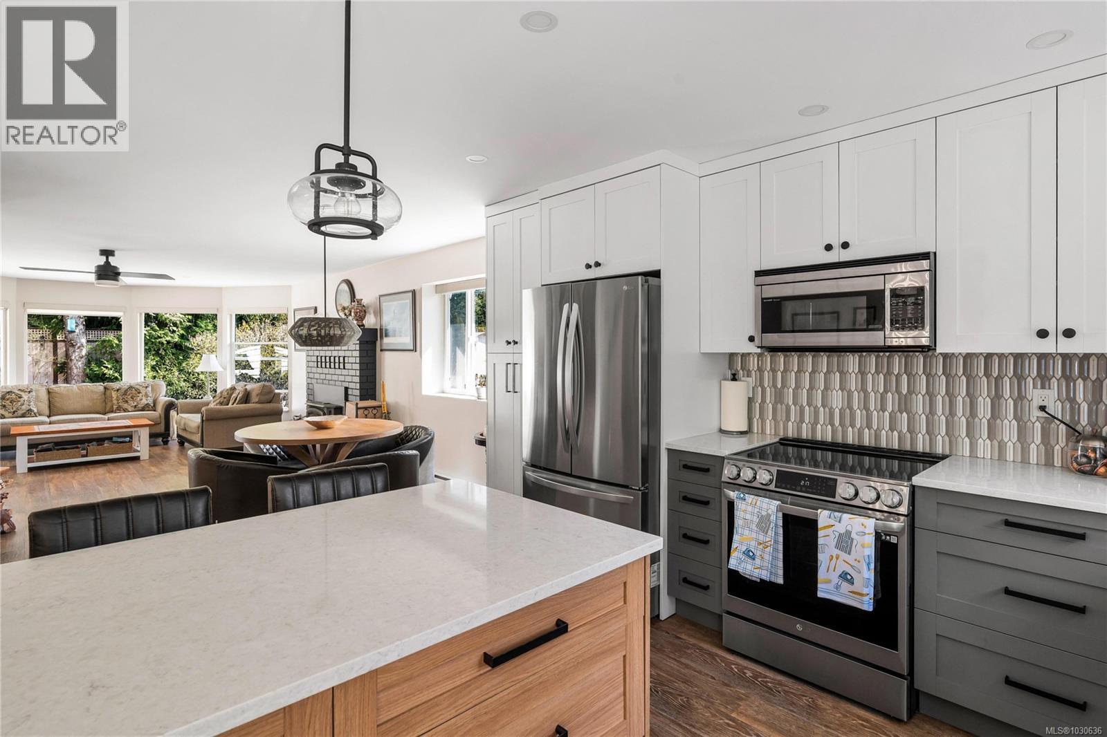 2161 McKean Rd, Shawnigan Lake