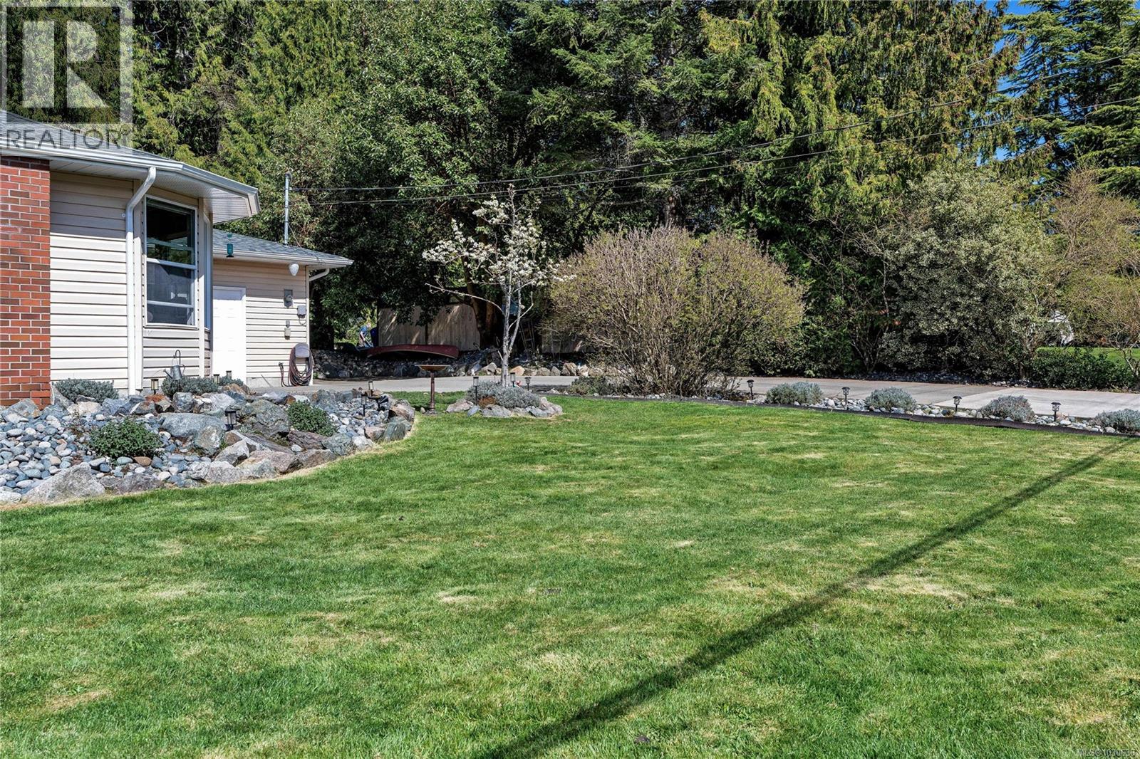 2161 McKean Rd, Shawnigan Lake