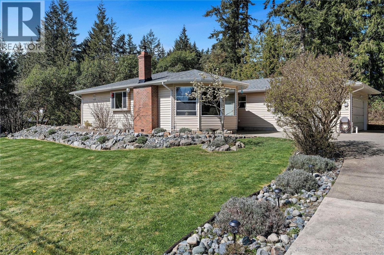 2161 McKean Rd, Shawnigan Lake