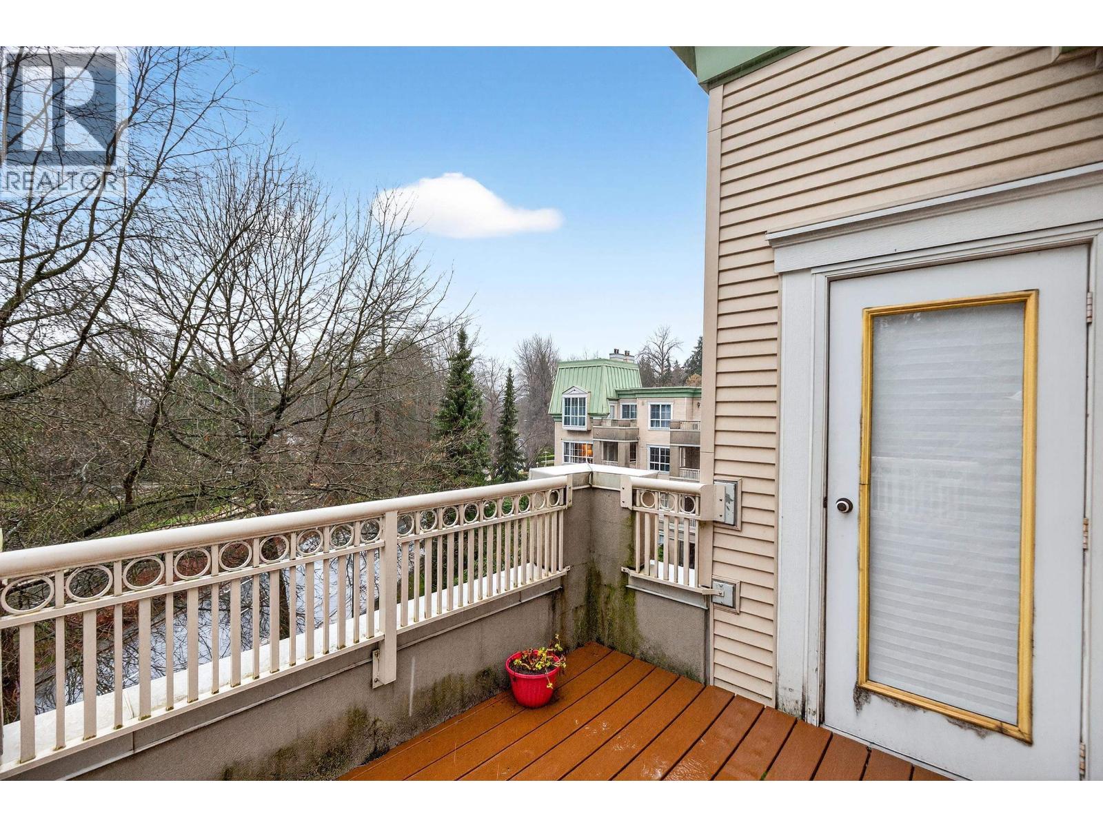 407 2970 PRINCESS CRESCENT, Coquitlam