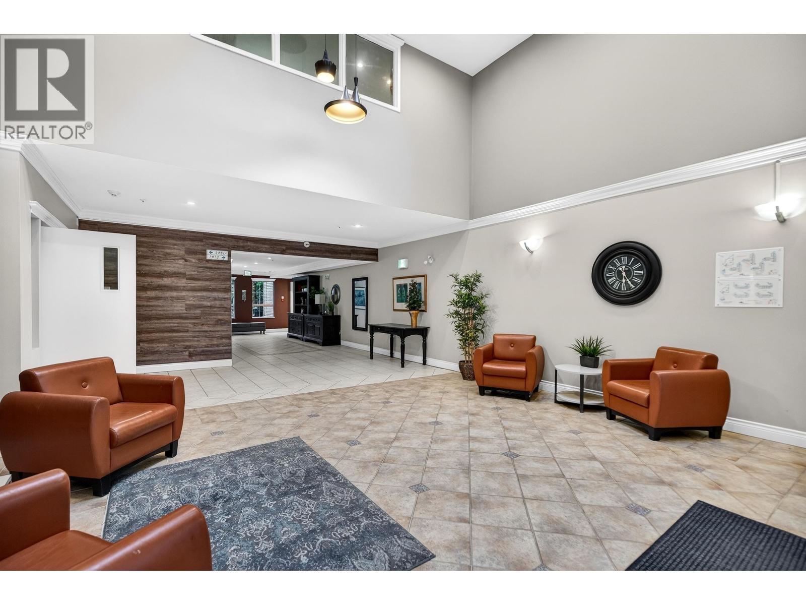 407 2970 PRINCESS CRESCENT, Coquitlam