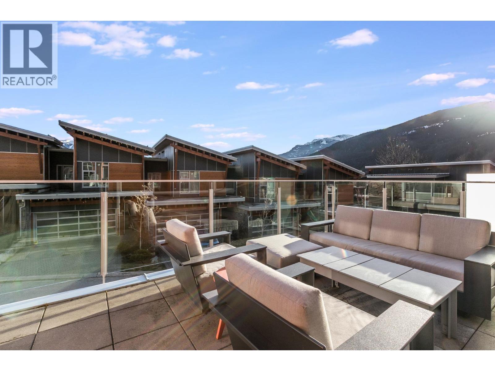 34 8400 ASHLEIGH MCIVOR DRIVE, Whistler