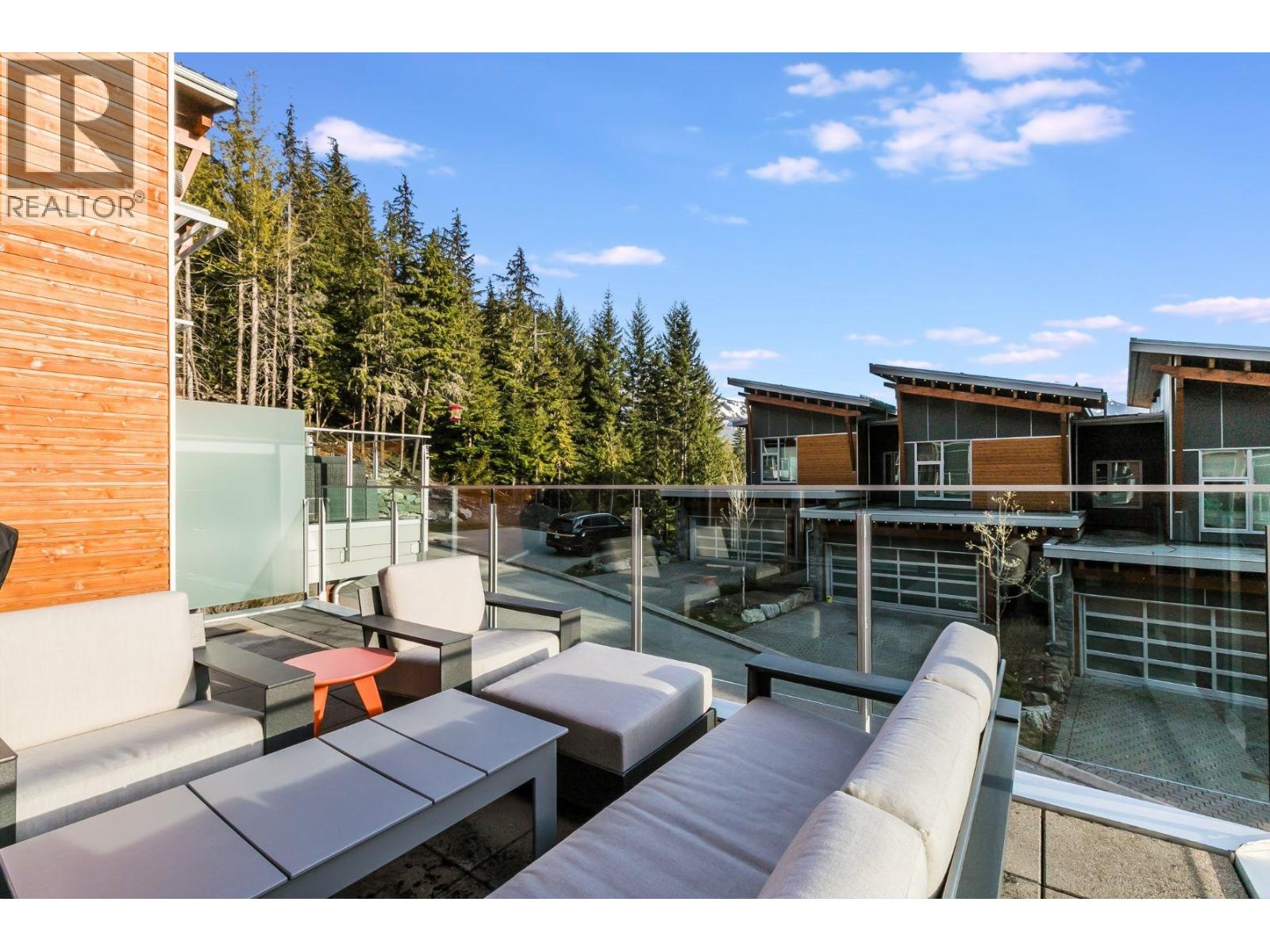 34 8400 ASHLEIGH MCIVOR DRIVE, Whistler