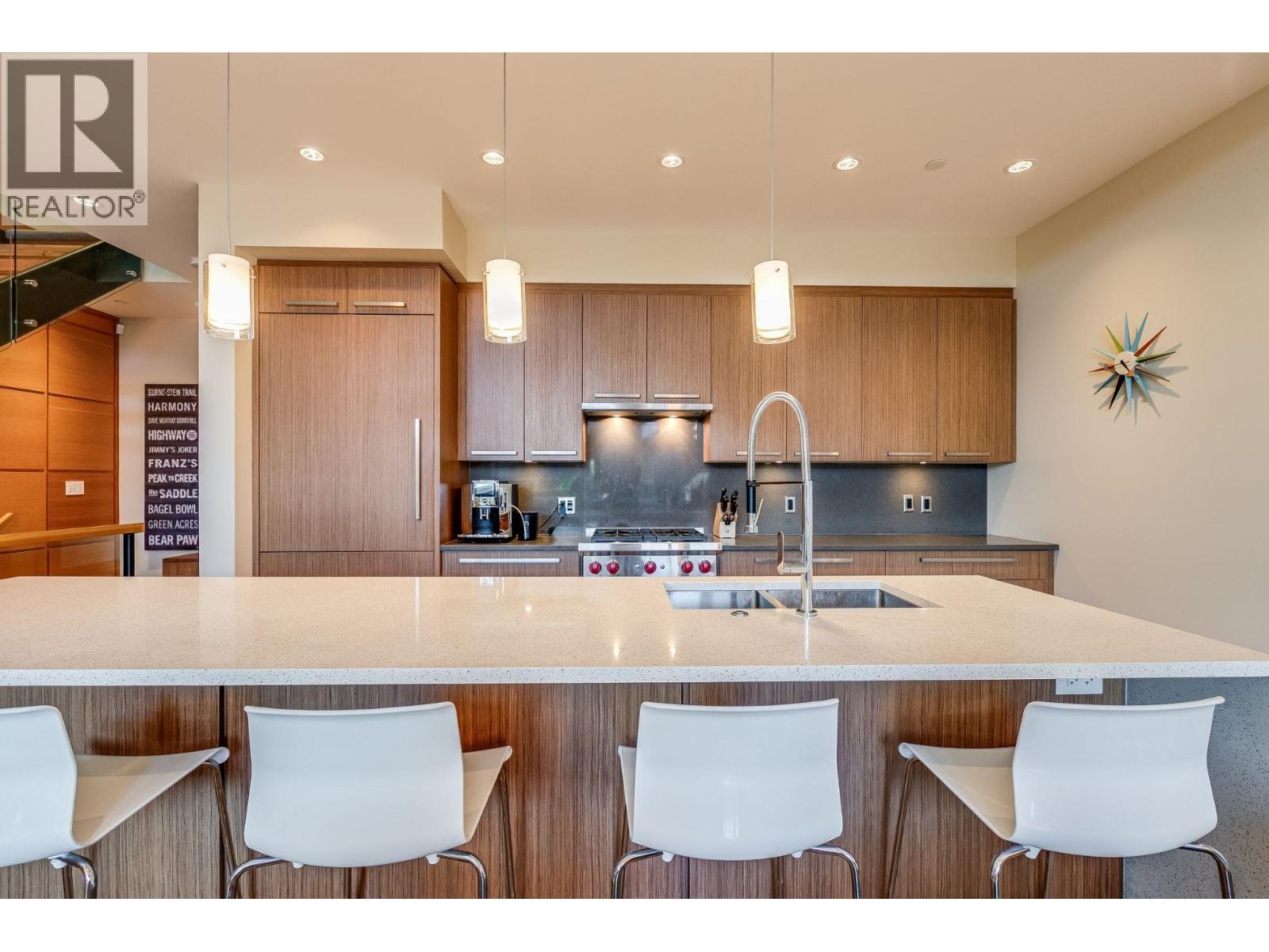 34 8400 ASHLEIGH MCIVOR DRIVE, Whistler