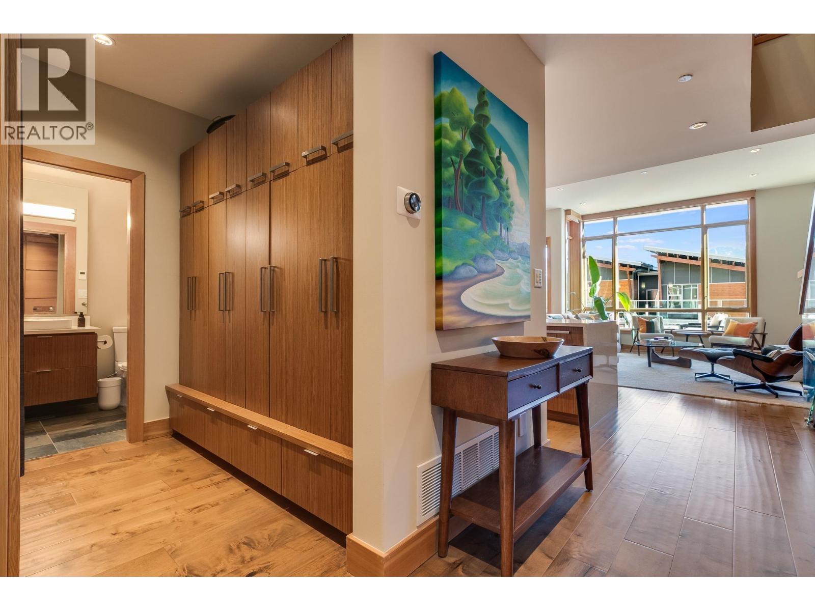 34 8400 ASHLEIGH MCIVOR DRIVE, Whistler