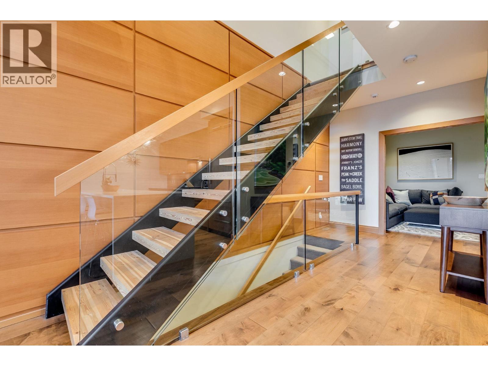 34 8400 ASHLEIGH MCIVOR DRIVE, Whistler