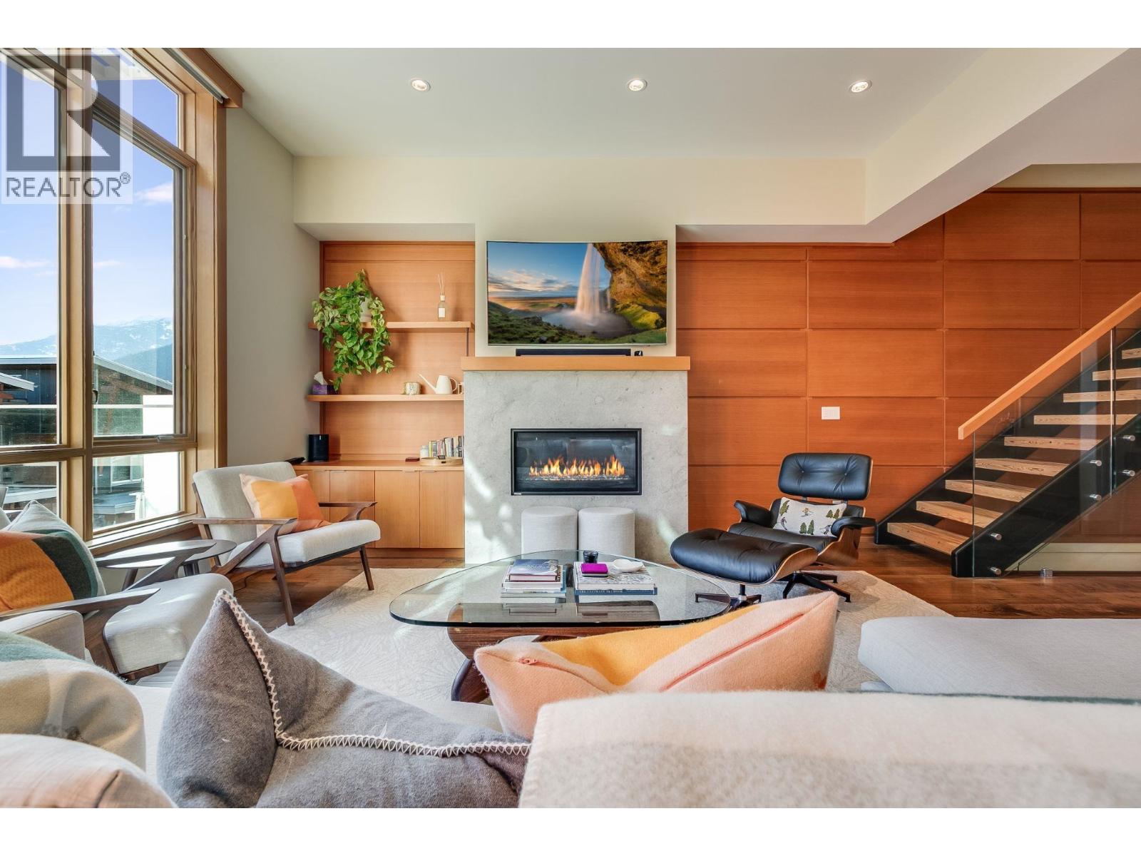 34 8400 ASHLEIGH MCIVOR DRIVE, Whistler