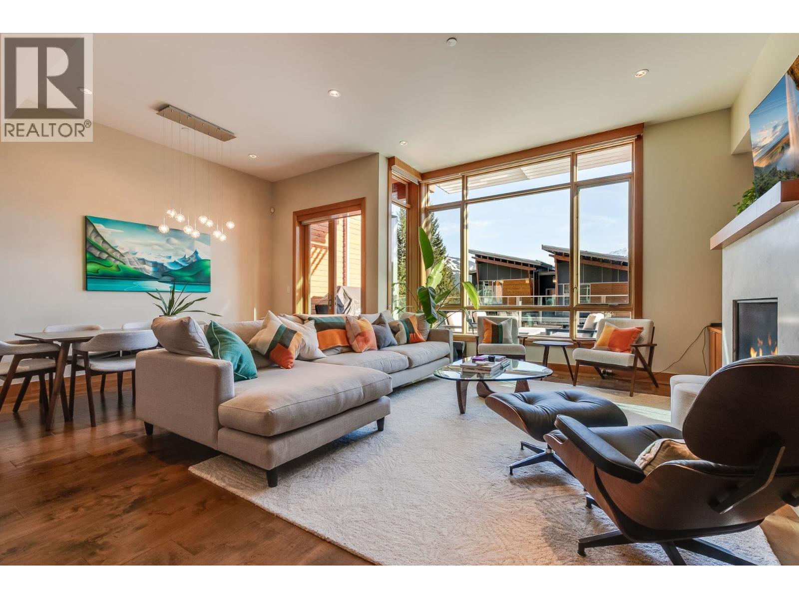 34 8400 ASHLEIGH MCIVOR DRIVE, Whistler