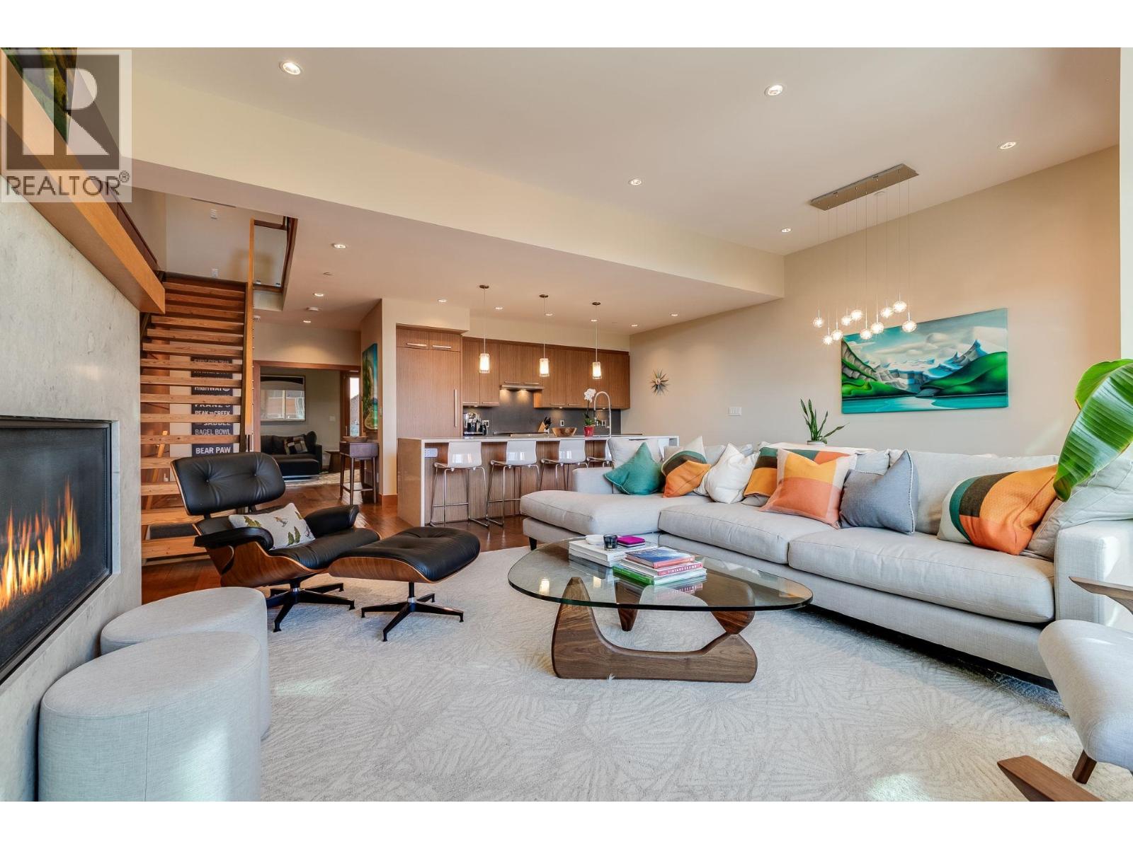 34 8400 ASHLEIGH MCIVOR DRIVE, Whistler