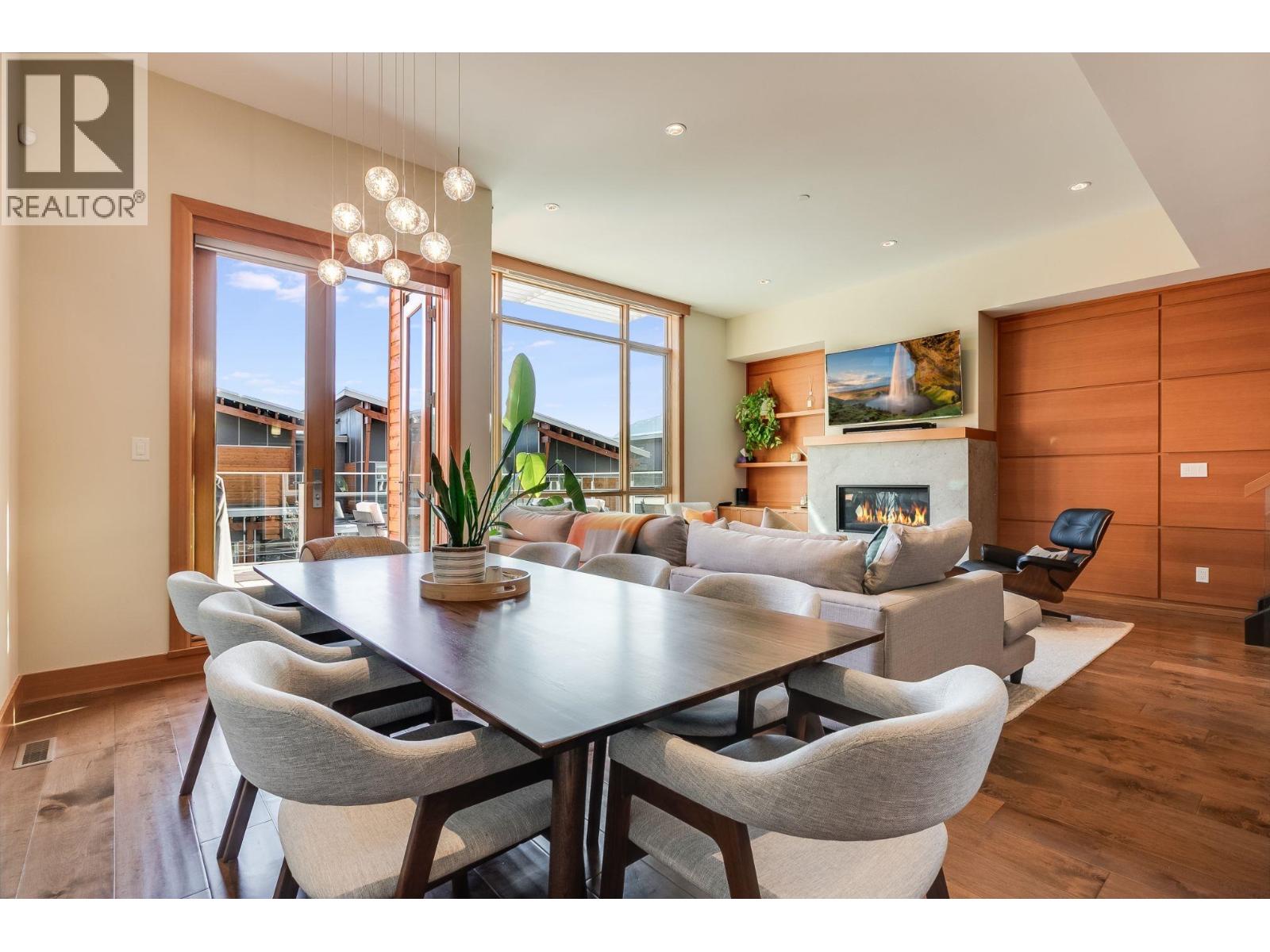 34 8400 ASHLEIGH MCIVOR DRIVE, Whistler