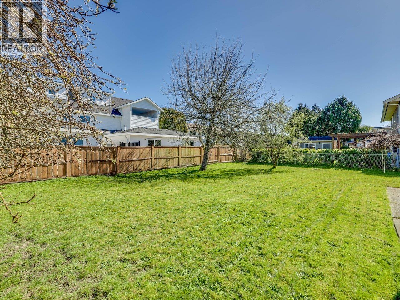 5090 59 STREET, Ladner