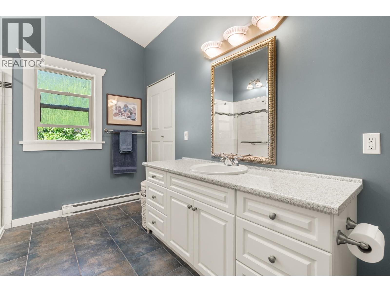 4371 FRANCIS PENINSULA ROAD, Madeira Park