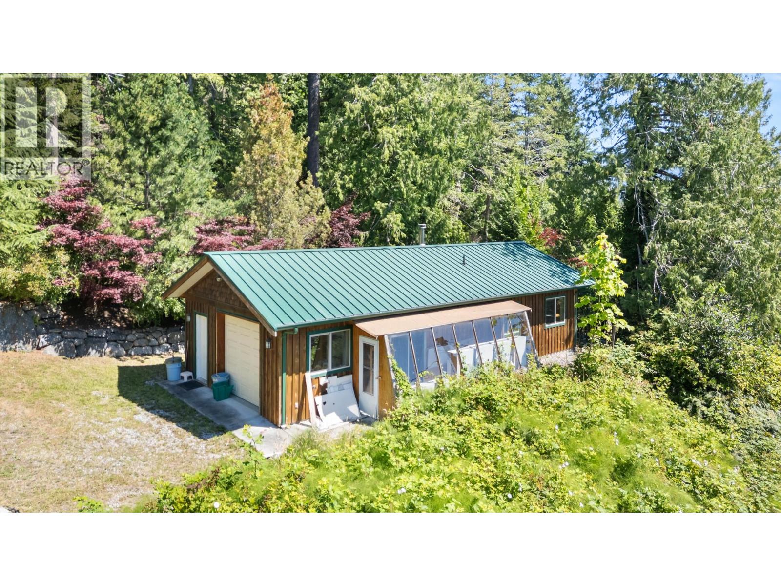 4371 FRANCIS PENINSULA ROAD, Madeira Park