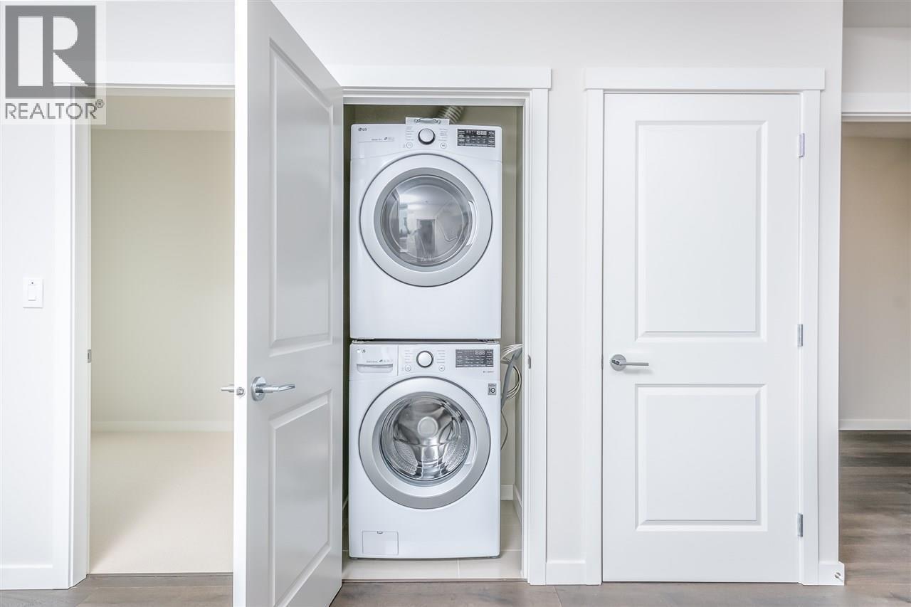 1510 3487 BINNIONG ROAD, Vancouver