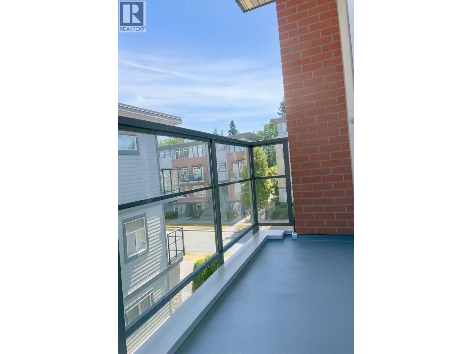 30X 5689 KINGS ROAD, Vancouver